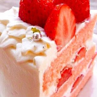 ピンクのショートケーキ